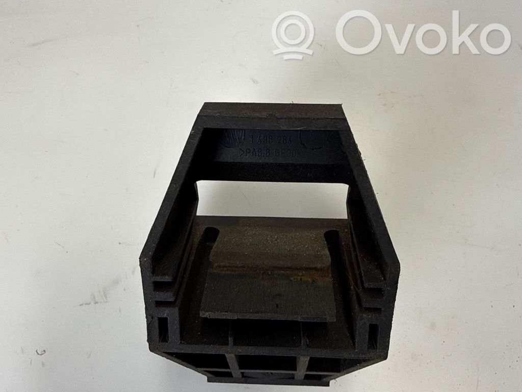BMW 3 E46 Radiator mount bracket 