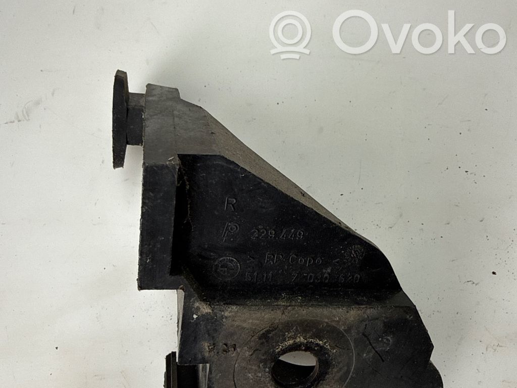 BMW 3 E46 Front bumper mounting bracket 