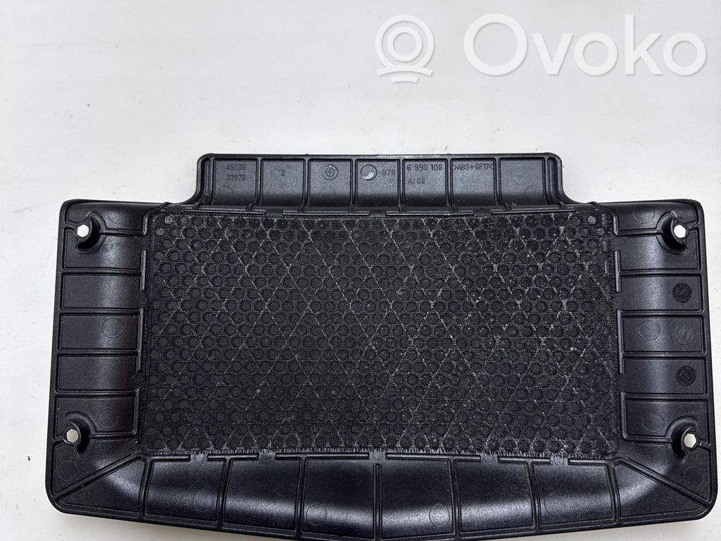 BMW X3 E83 Subwoofer grill/trim 