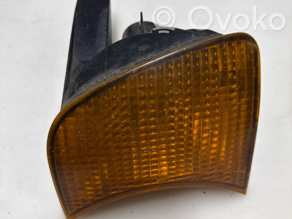 BMW 5 E34 Front indicator light 