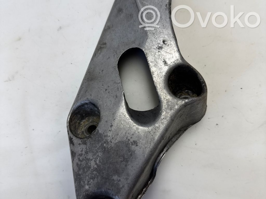 BMW 5 E34 Engine mounting bracket 