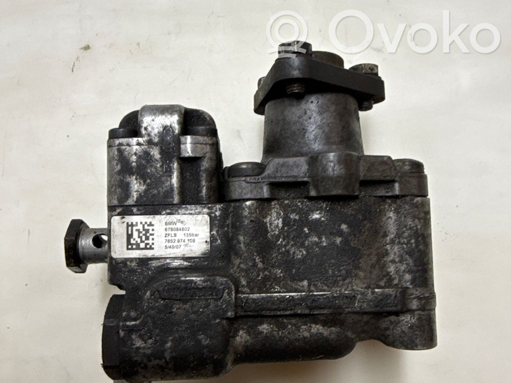 BMW 5 E60 E61 Power steering pump 