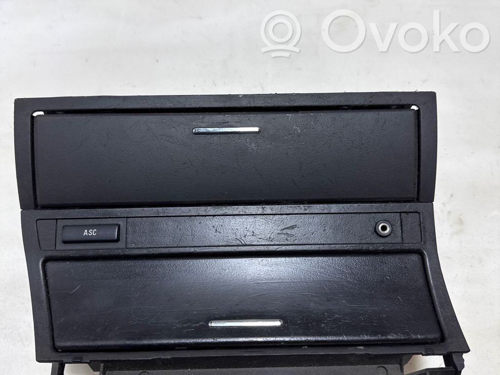 BMW 3 E46 Pelnutrauks 