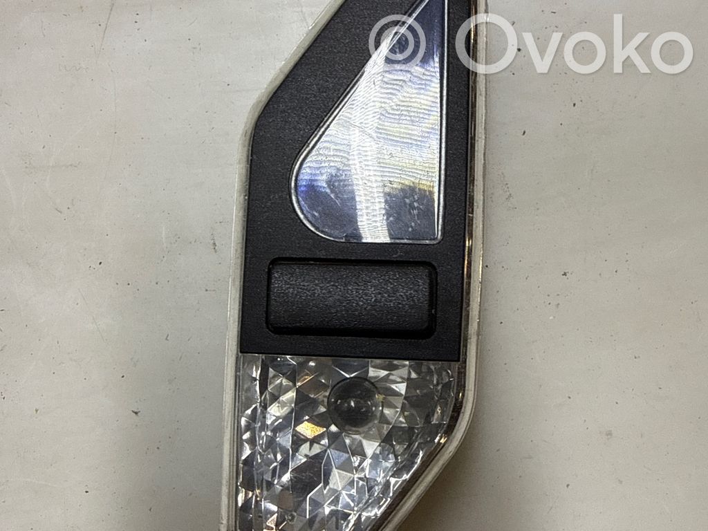BMW 3 E46 Luz del asiento trasero 