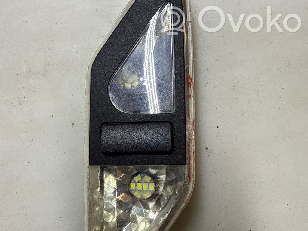BMW 3 E46 Luz del asiento trasero 