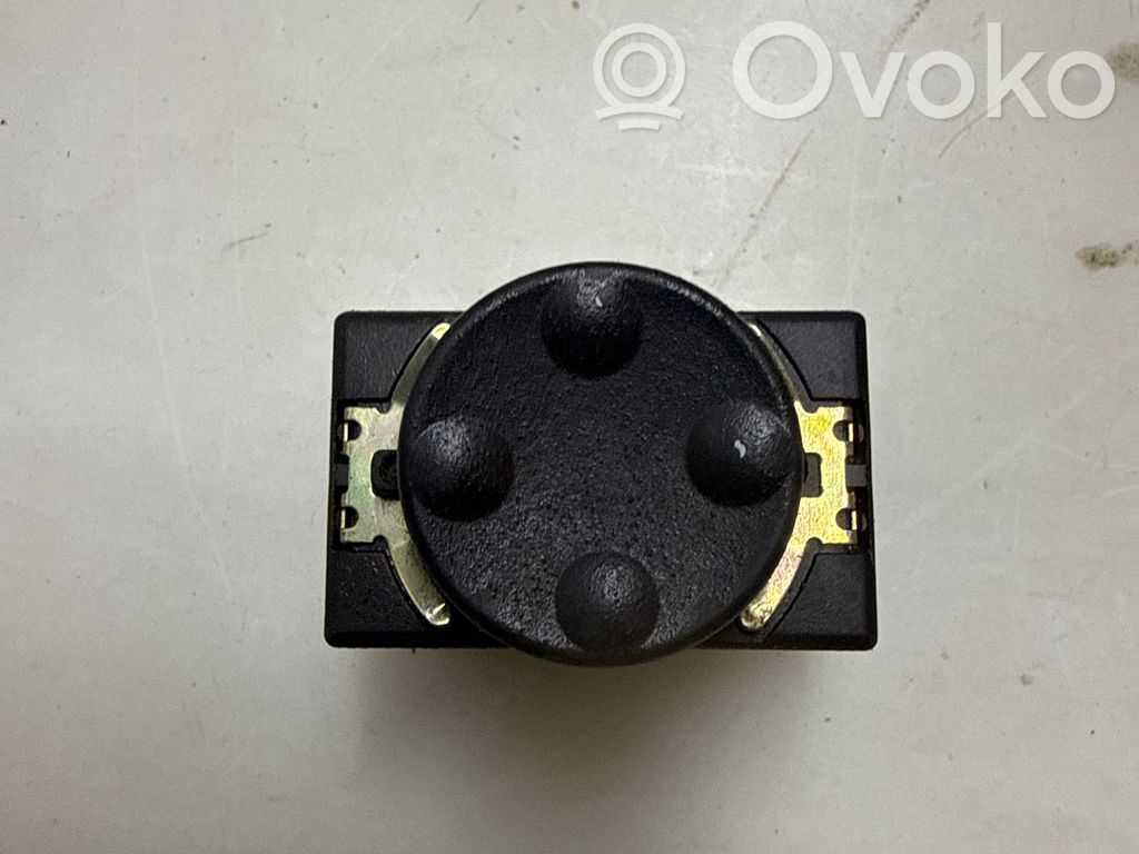 BMW 5 E39 Seat control switch 