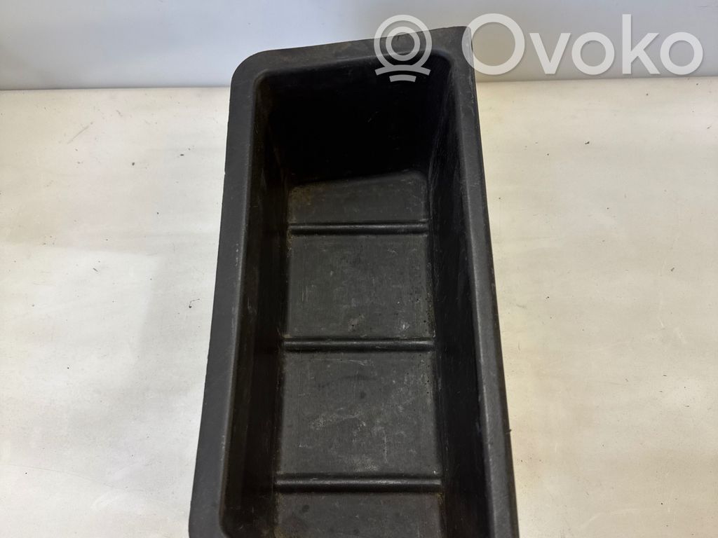 BMW 5 E39 Torpedou portbagaj 