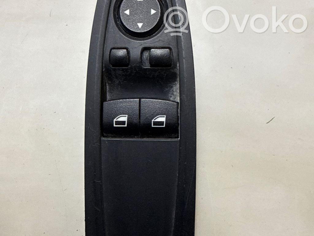 BMW 4 F36 Gran coupe Electric window control switch 
