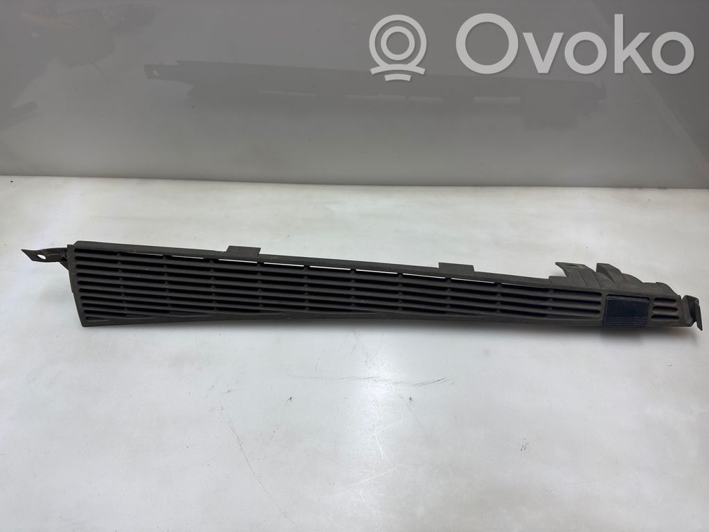 BMW 5 E34 Altro elemento di rivestimento bagagliaio/baule 