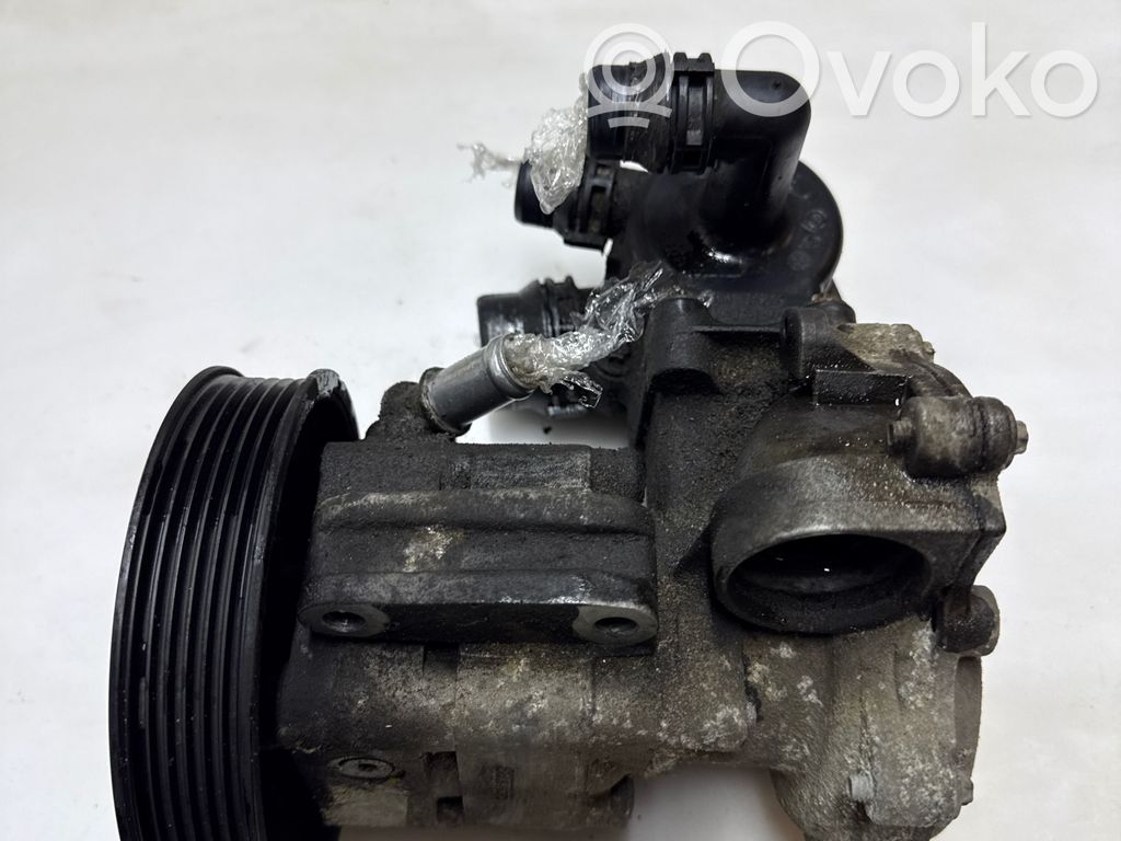BMW 1 E81 E87 Power steering pump 