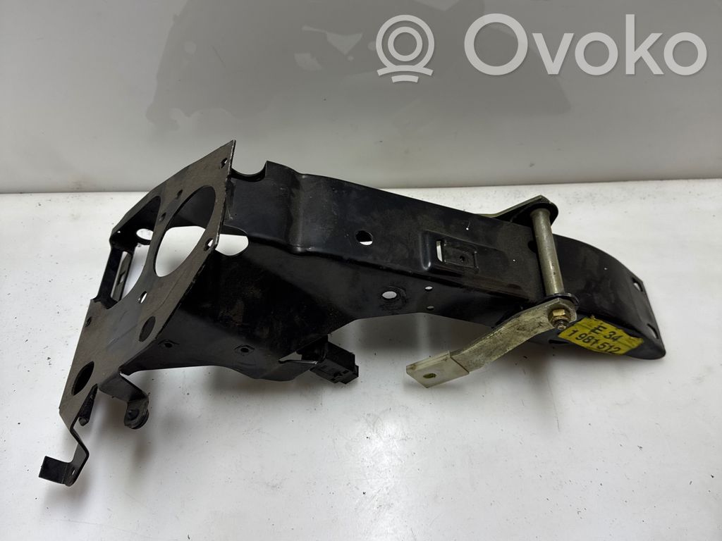 BMW 5 E34 Halterung Kupplungspedal 