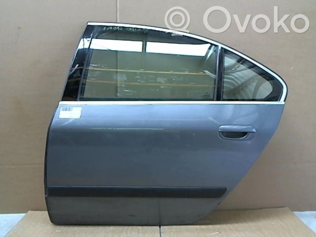Peugeot 607 Puerta trasera 