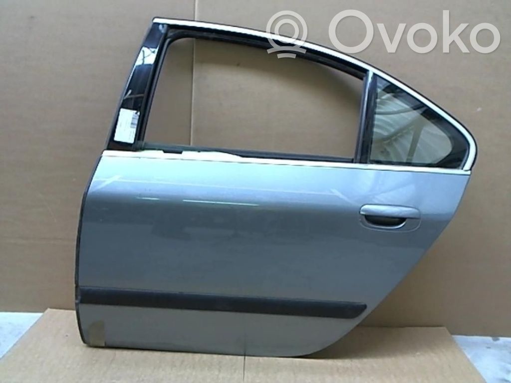 Peugeot 607 Puerta trasera 