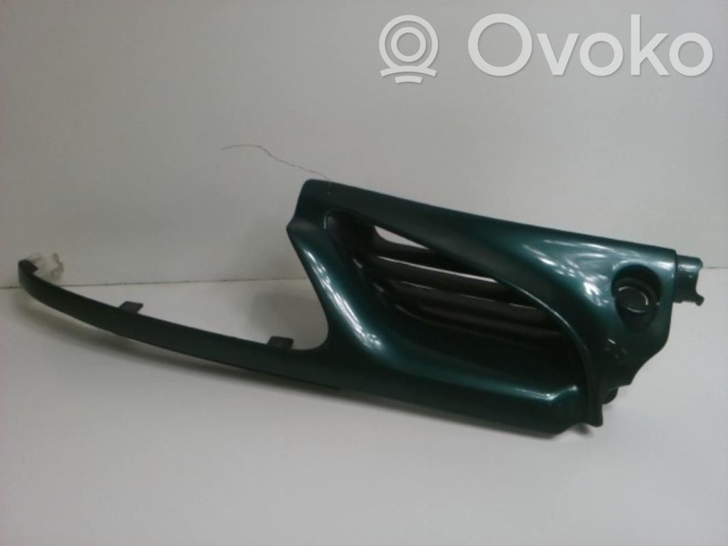Renault Megane I Front grill 