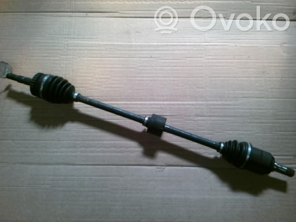 Opel Corsa C Priekinis pusašis 