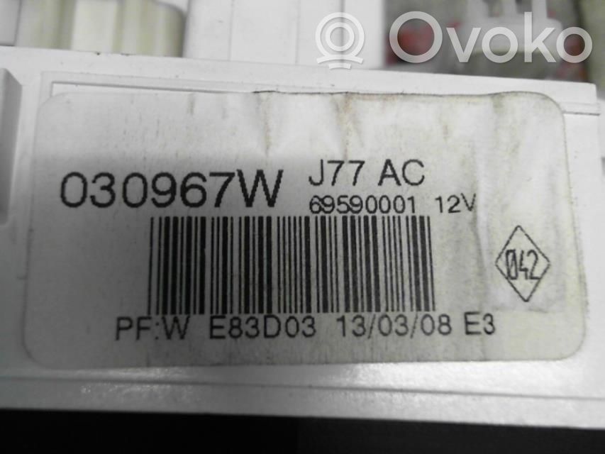 Renault Clio III Climate control unit 