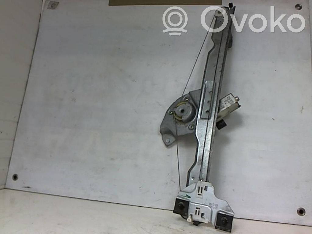 Dacia Duster Front door window regulator with motor 