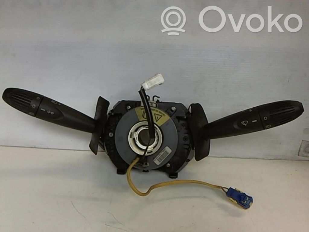 Fiat Doblo Interruptor/palanca de limpiador de luz de giro 