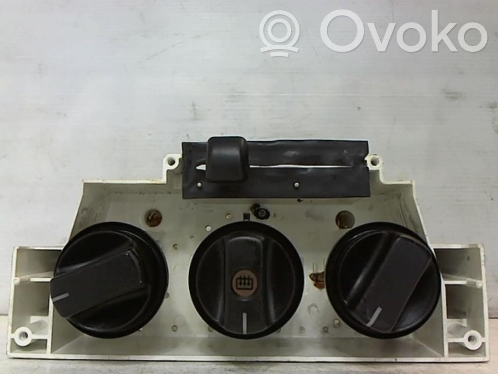 Opel Agila A Climate control unit 