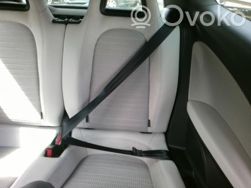 Volkswagen Scirocco Cinturón trasero 