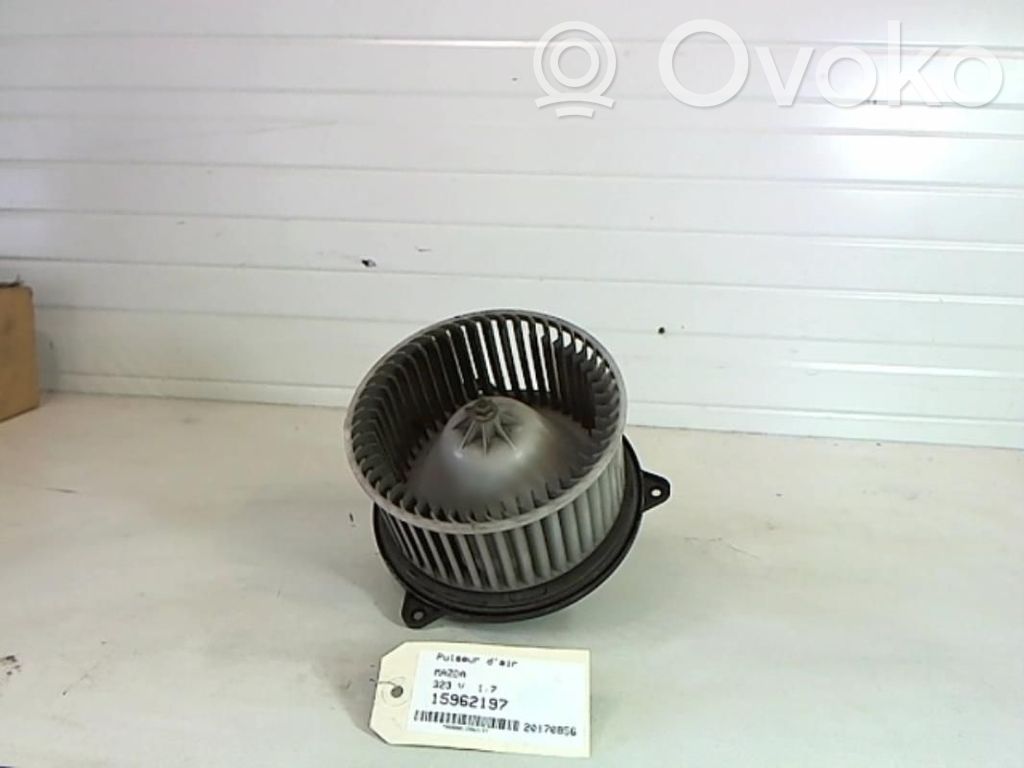 Mazā radiatora ventilators