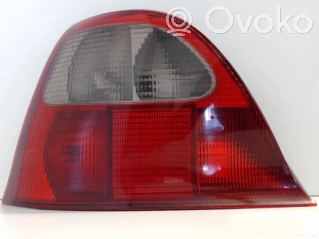 Rover 214 - 216 - 220 Galinis žibintas kėbule 