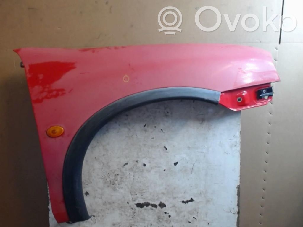 Opel Corsa B Sparnas 