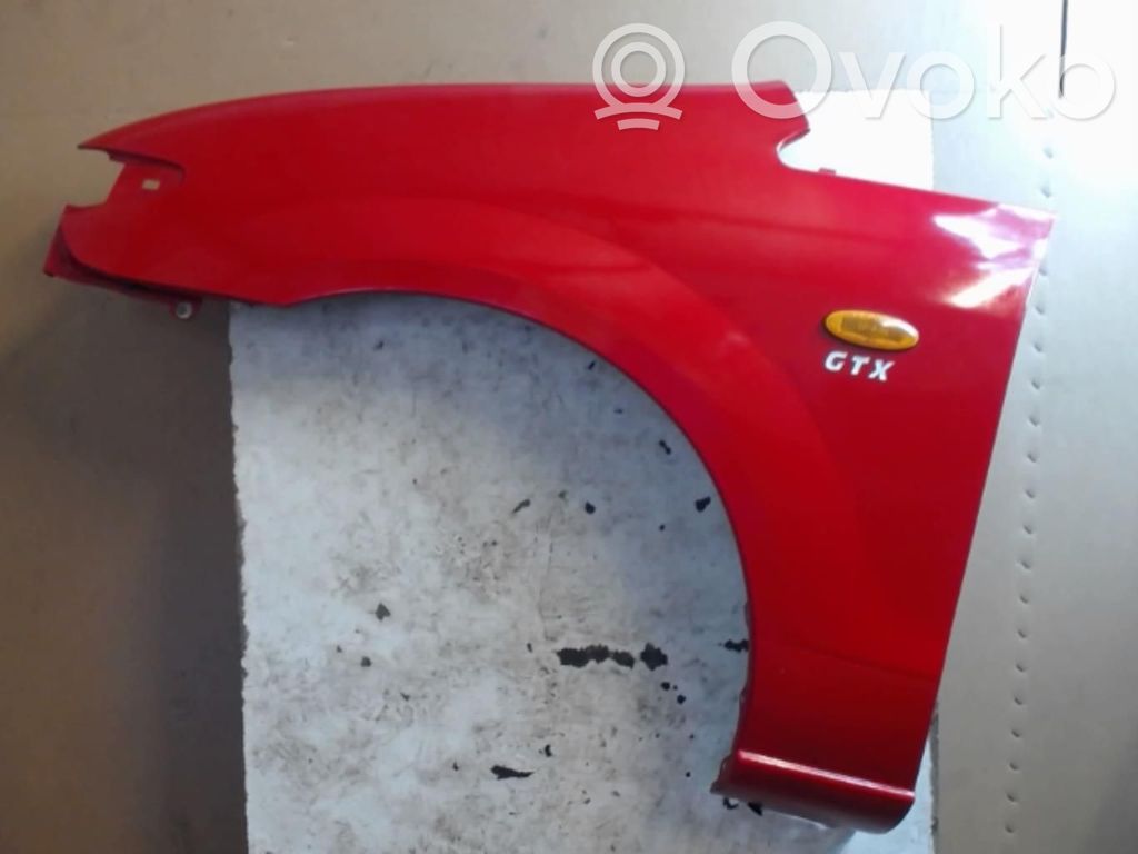 Mazda Premacy Sparnas 