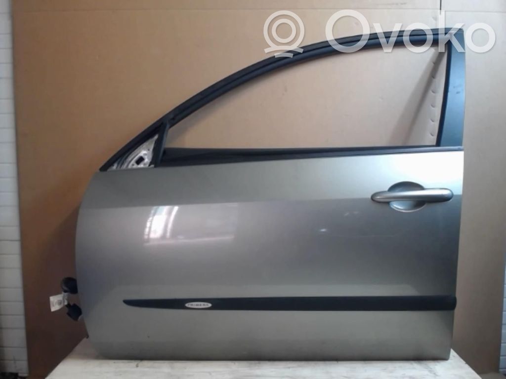 Nissan Primera Priekinės durys 