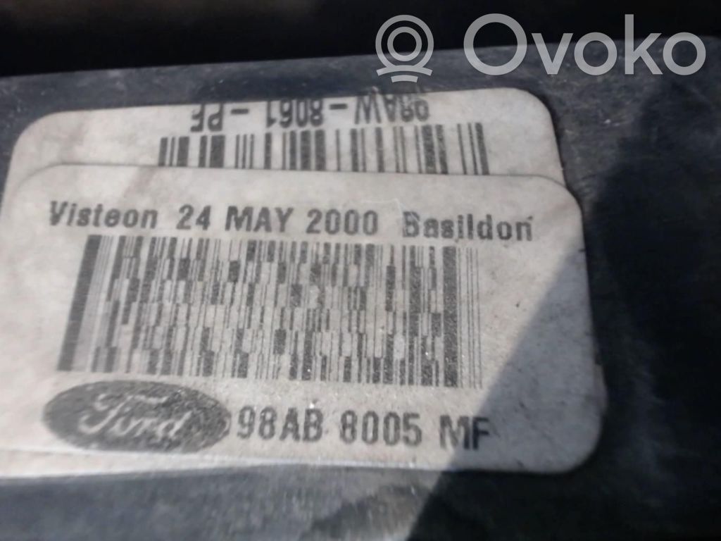 Ford Focus Aušinimo skysčio radiatorius 