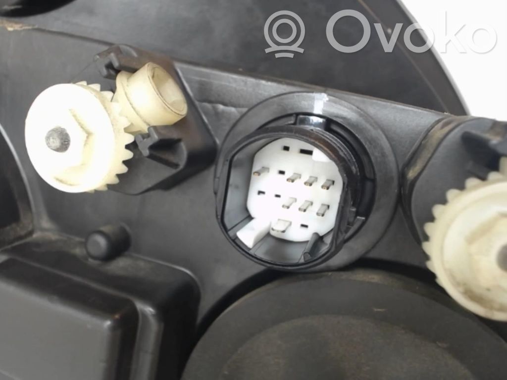 Lancia Ypsilon Headlight/headlamp 