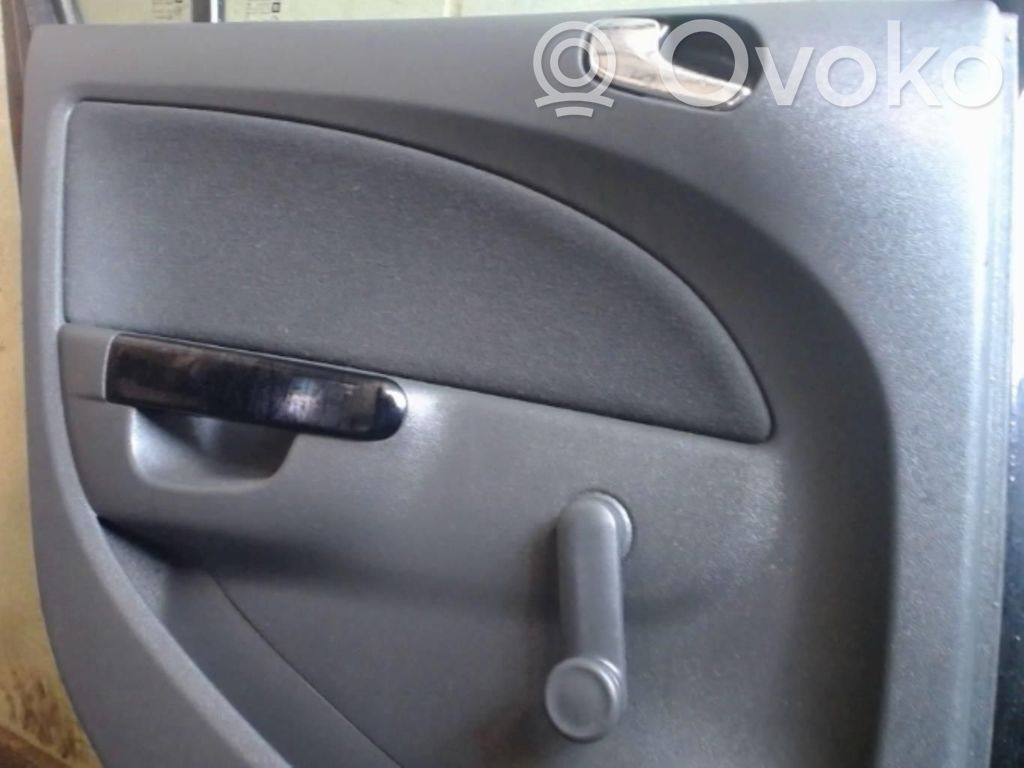 Opel Corsa D Galinės durys 