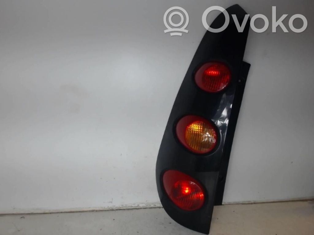 Smart ForFour I Galinis žibintas kėbule 