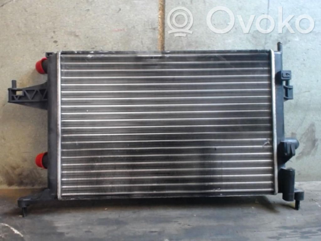 Opel Corsa C Coolant radiator 