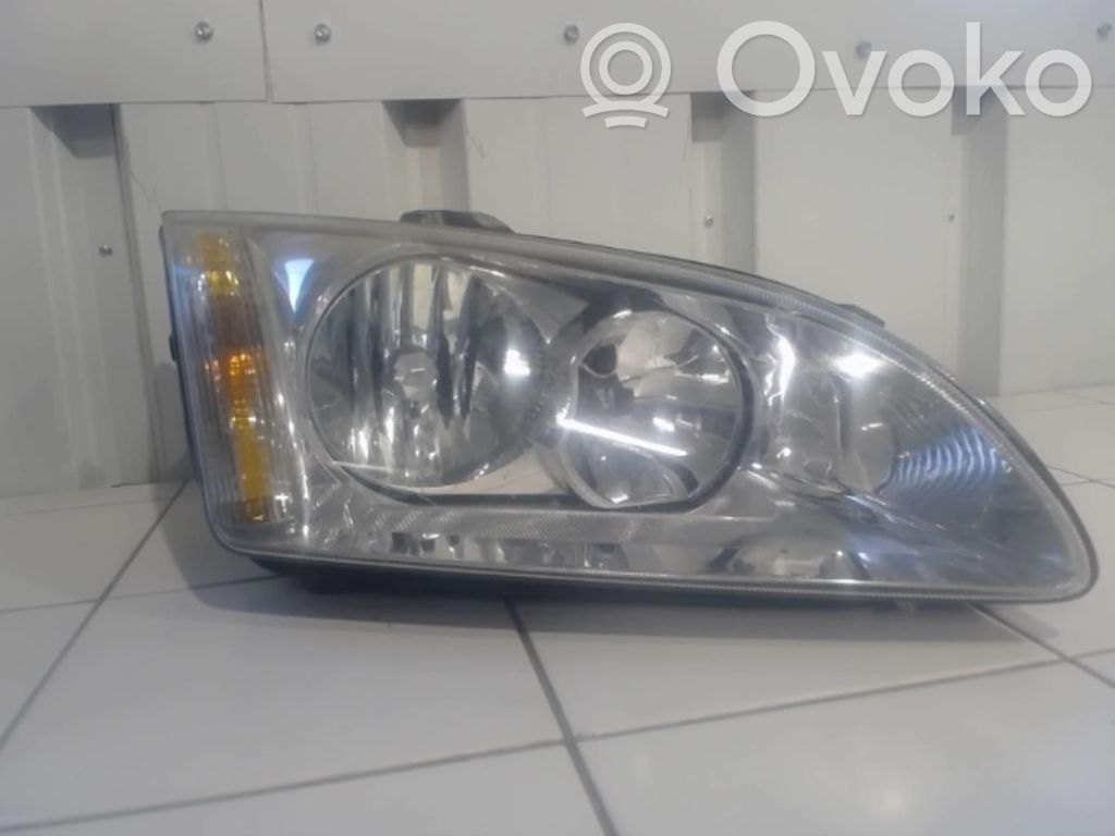 Ford Focus Headlight/headlamp 