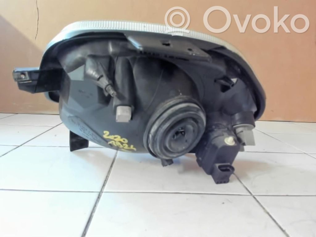 Renault Clio II Headlight/headlamp 
