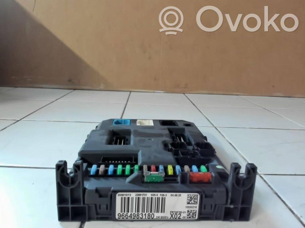 Peugeot 207 Juego de cerradura y set ECU del motor 