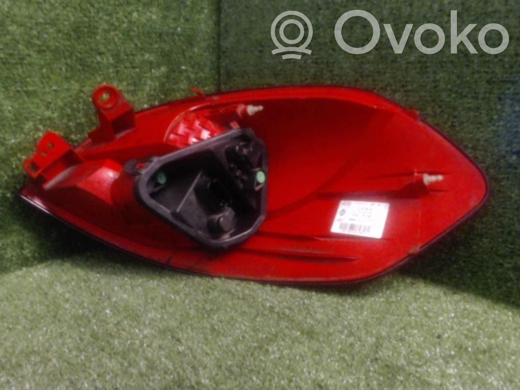 Renault Clio III Rear/tail lights 