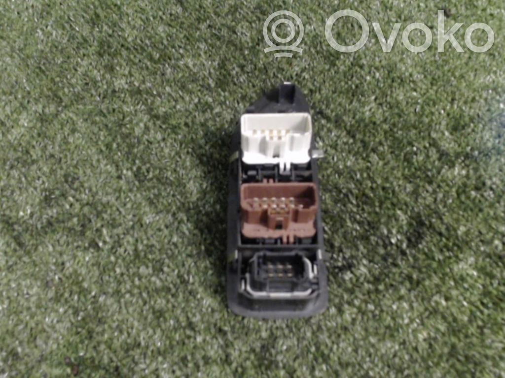Renault Laguna II Electric window control switch 