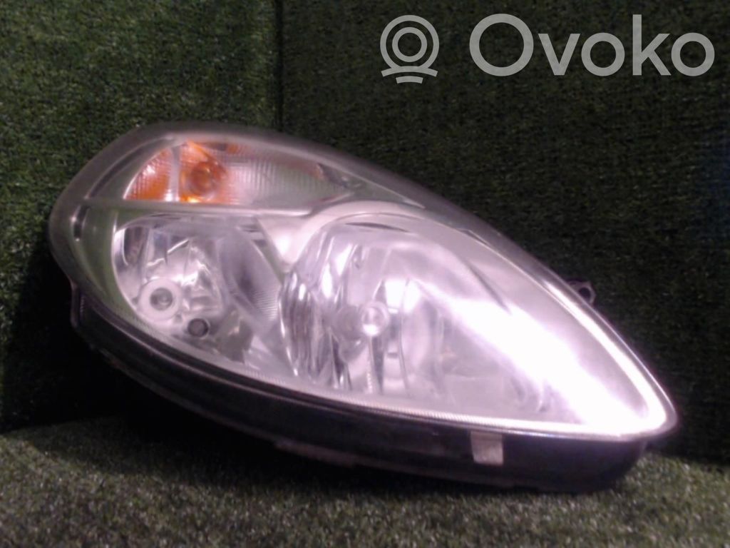 Lancia Ypsilon Headlight/headlamp 