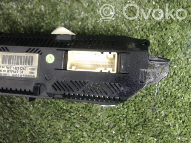 Ford Focus Climate control unit 