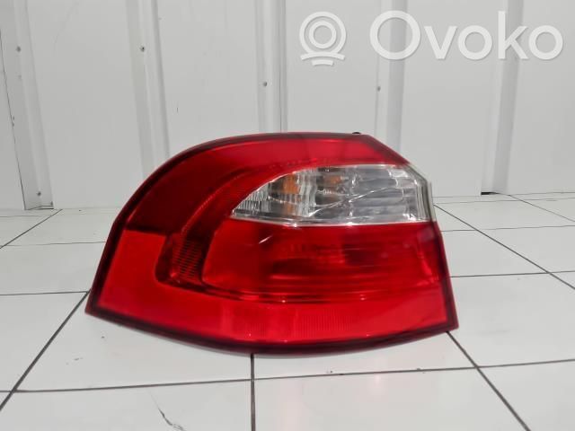 KIA Rio Galinis žibintas kėbule 