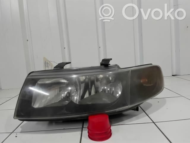 Seat Toledo II (1M) Headlight/headlamp 