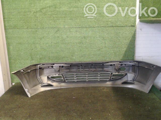 Ford Fiesta Parachoques delantero 