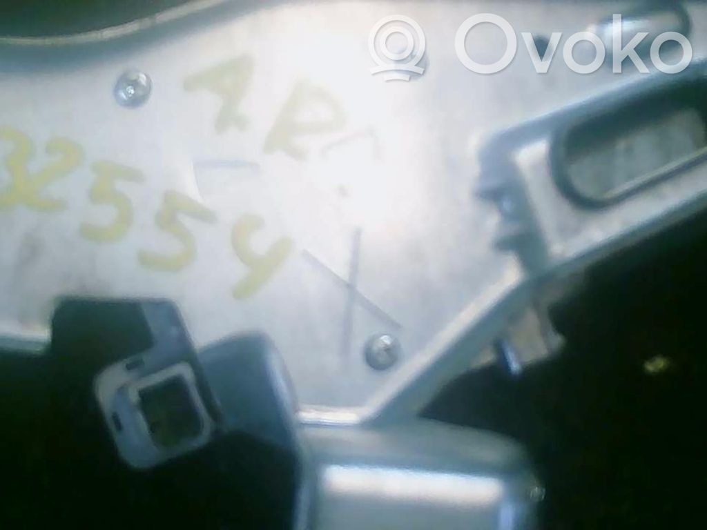 Nissan Note (E11) Rear window wiper motor 