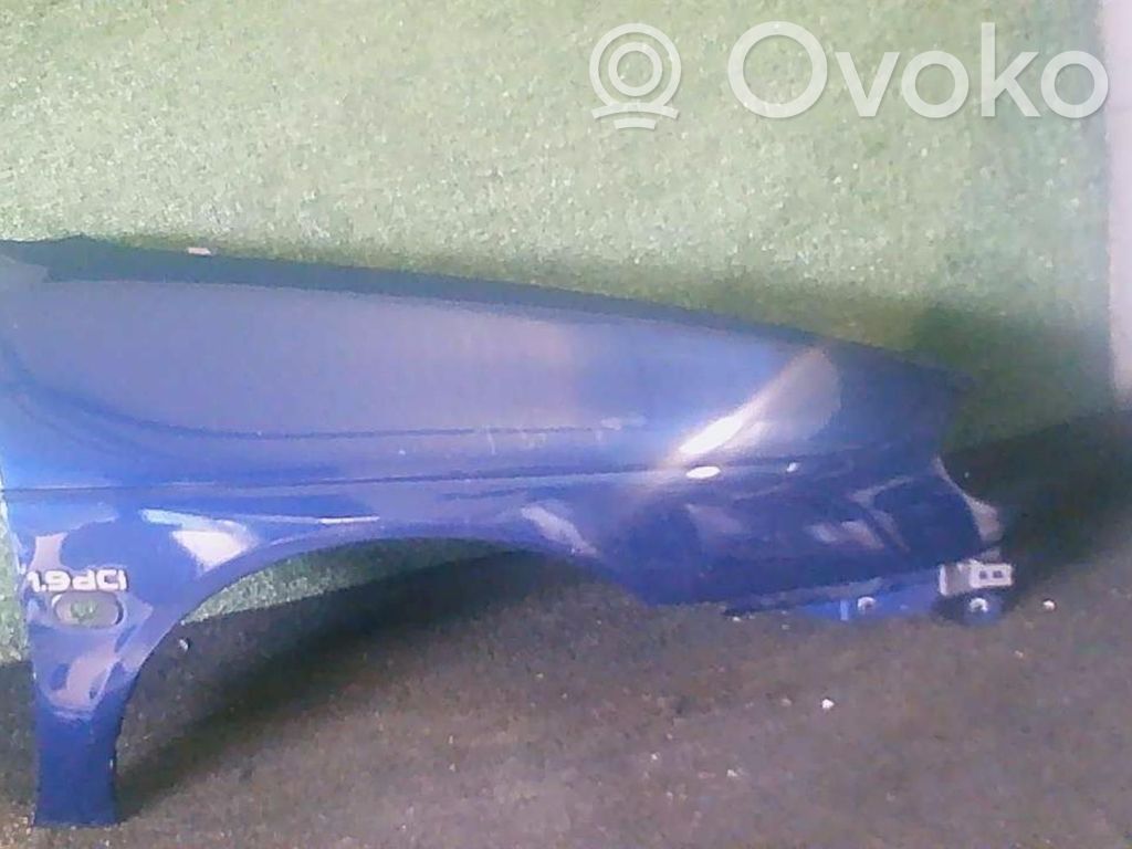 Renault Megane I Guardabarro 