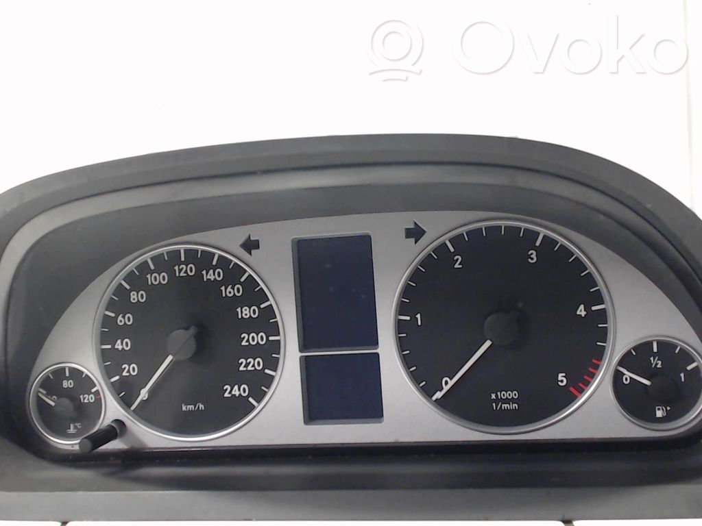 Mercedes-Benz B W245 Licznik / Prędkościomierz 