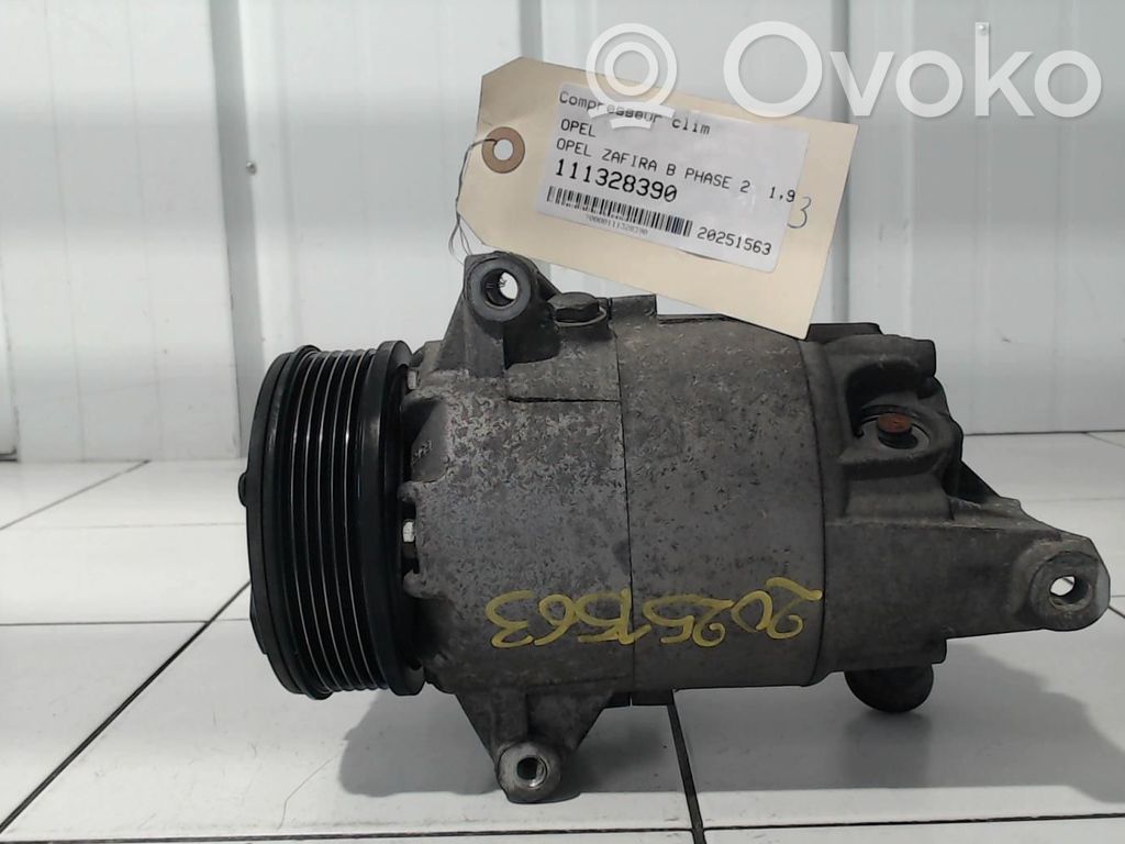 Opel Zafira B Compresor (pompă) aer condiționat (A/C) 