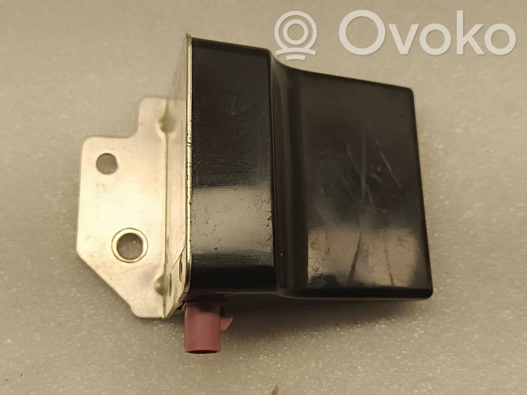 Antenos valdymo blokas   68293977AA,00533718290,61023C