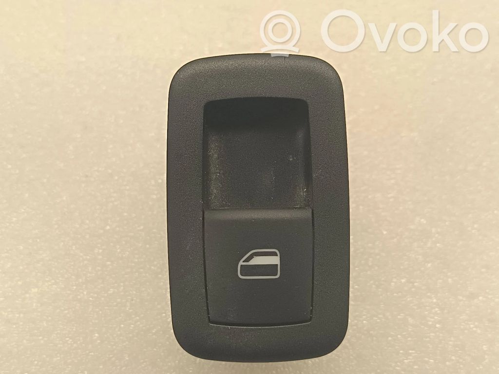 Chrysler Pacifica Electric window control switch 